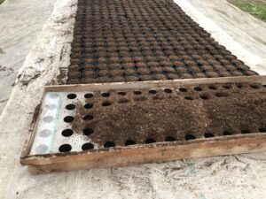 手作りのポット詰機